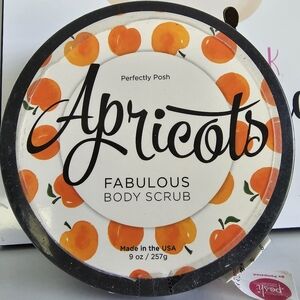 Apricots Body Scrub by Perfectly Posh